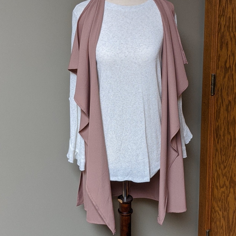 Stevie Hender Shirt and Vest